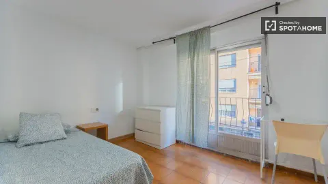 Chambre à louer, Valence