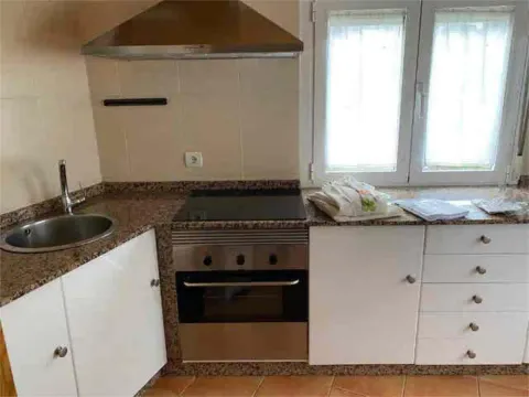 Casa de 100 m² en Arganza (2/5)
