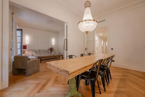 Pis de 540 m² a Girona