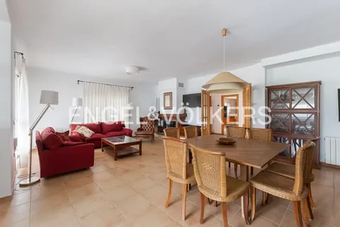 Casa de 350 m² a Petrés