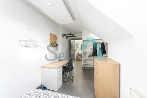 Pis de 89 m² a Oviedo