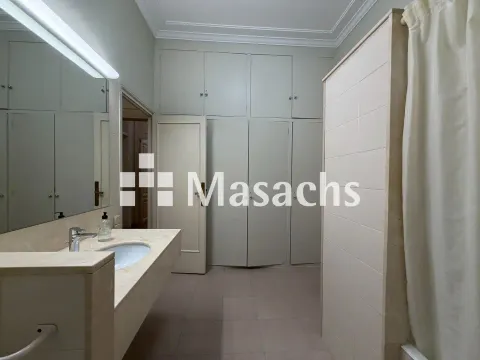 Pis de 296 m² a Terrassa