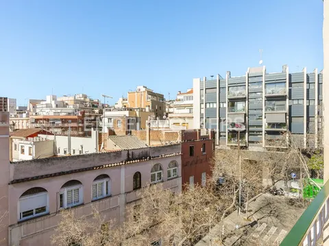 Wohnung 146 m² in Barcelona