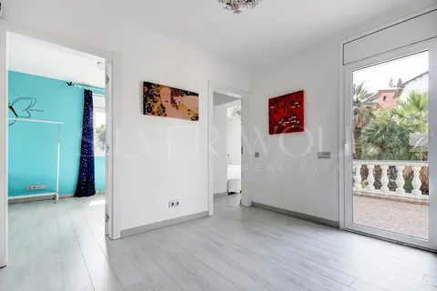Будинок 434 м² у Castelldefels