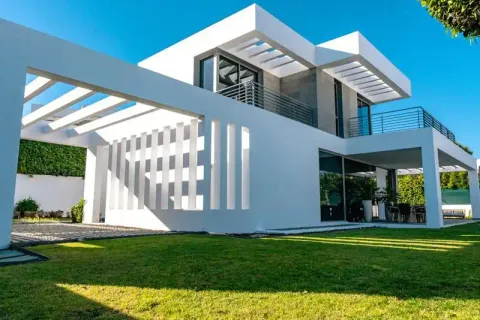 Casa 300 m² a Estepona