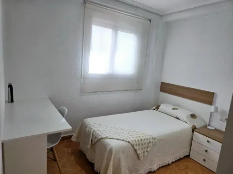 Pis de 90 m² a València
