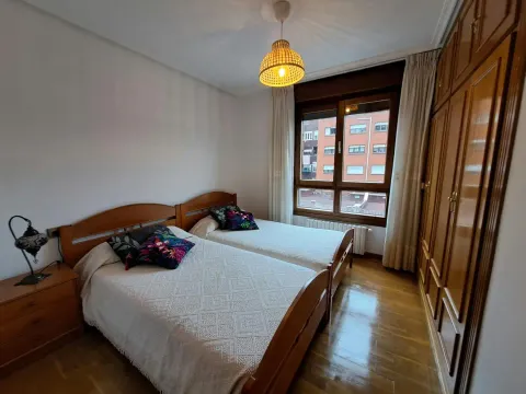 Pis de 82 m² a Oviedo