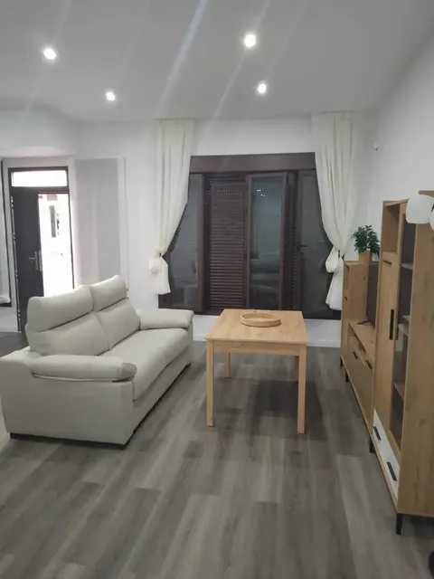 Pis de 77 m² a Còrdova