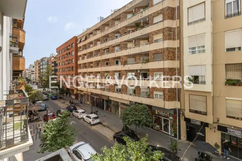 Pis de 69 m² a València