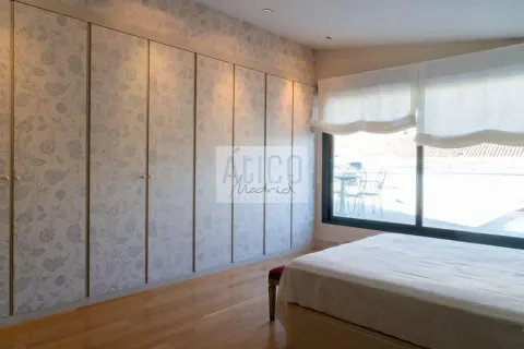 Piso de 230 m² en Madrid