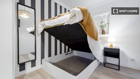 Zimmer zur Miete, Madrid (4/19)