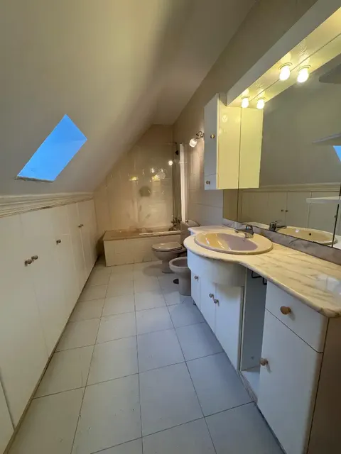 Pis de 81 m² a Oviedo