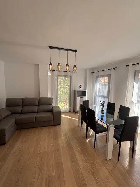 Pis de 80 m² a Cájar