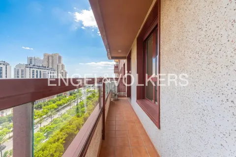 Appartamento 115 m² a Valencia