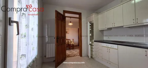 Casa de 561 m² en Espirdo