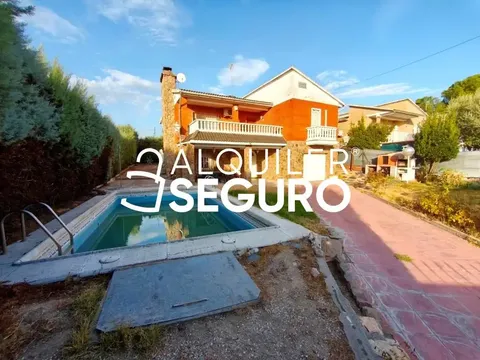 Maison 220 m² à Casarrubios del Monte