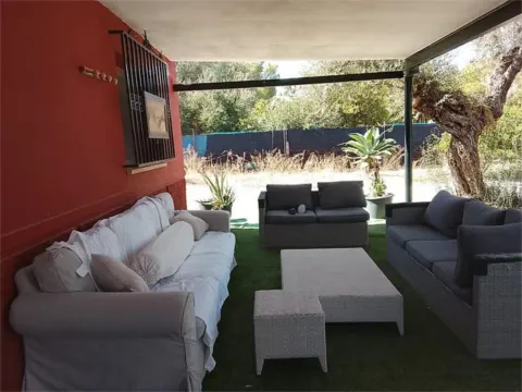 Casa de 60 m² a Carmona