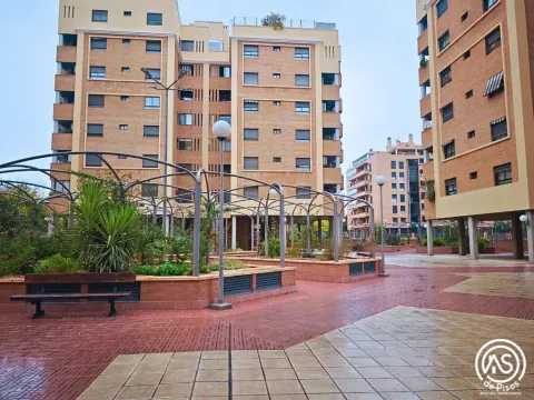 Piso de 165 m² en Zaragoza