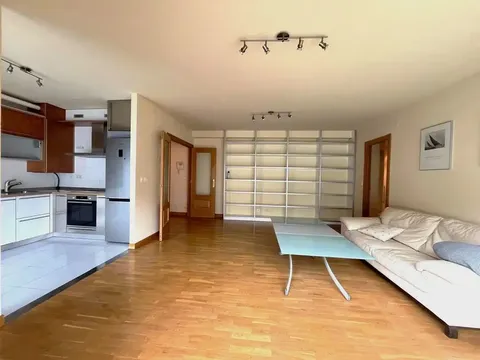Pis de 78 m² a Pamplona