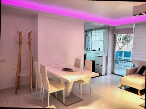 Wohnung 76 m² in Castelldefels (2/19)