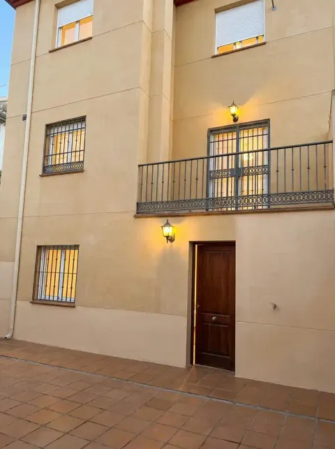 Casa de 158 m² a Gójar