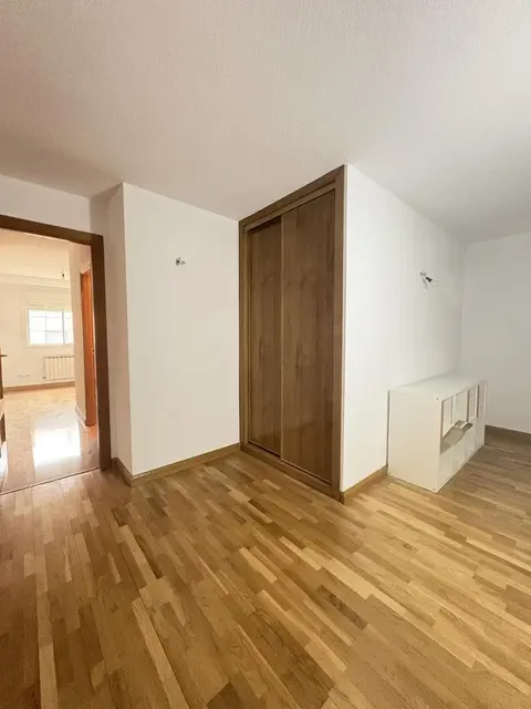 Wohnung 160 m² in Mejorada del Campo