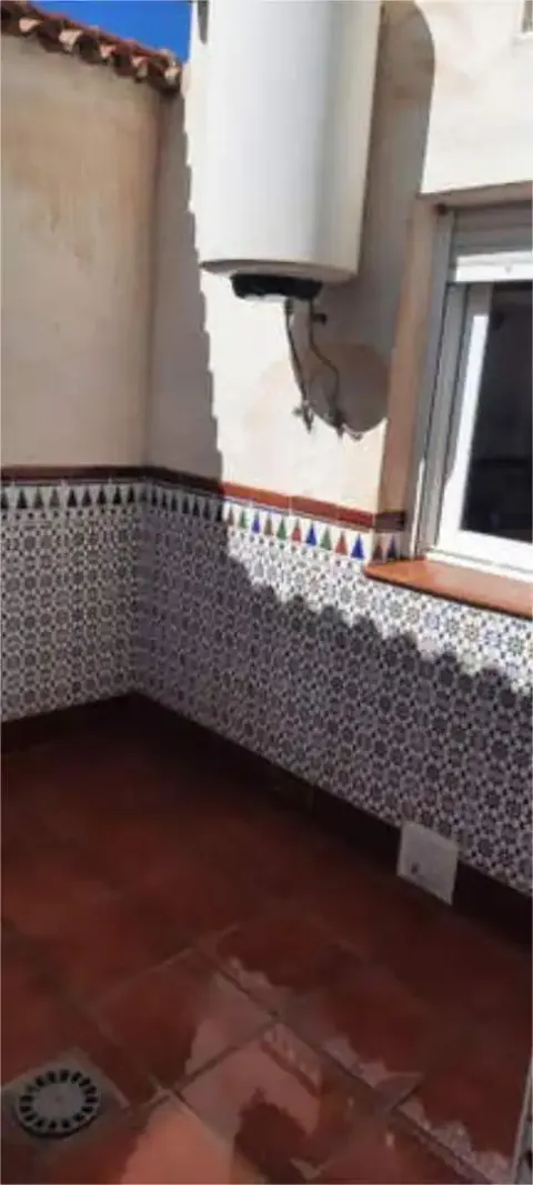 Casa de 90 m² en Dúdar