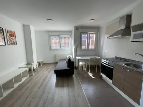 Pis de 76 m² a Llangréu / Langreo