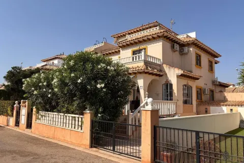 Casa de 80 m² en Orihuela