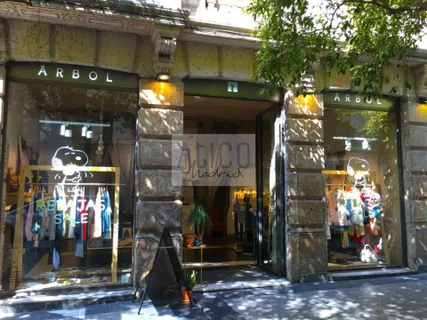 Wohnung 220 m² in Madrid