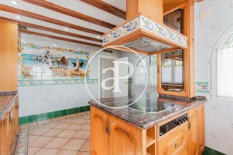 Haus 500 m² in l'Eliana