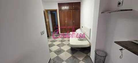 Pis de 70 m² a Còrdova