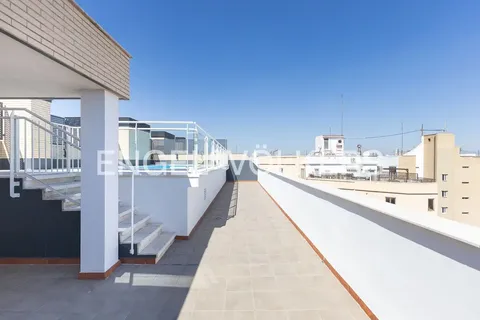 Pis de 85 m² a València