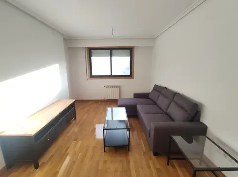 Wohnung 60 m² in Ourense