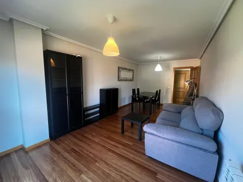 Wohnung 141 m² in Ourense