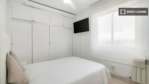 Кімната в оренду, Móstoles