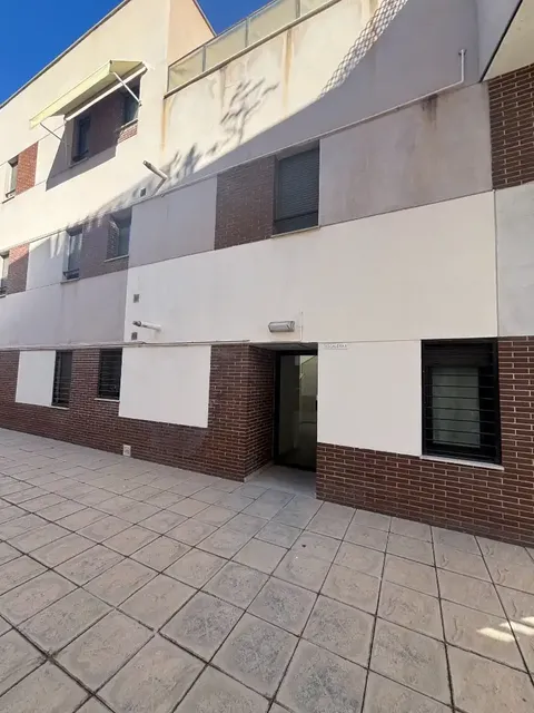 Pis de 80 m² a Cájar