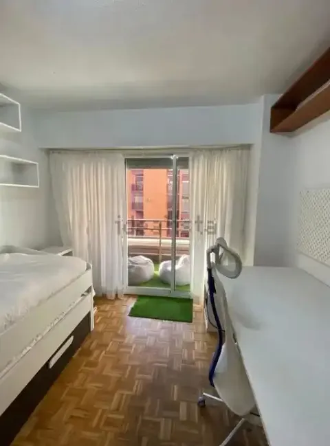 Pis de 94 m² a València