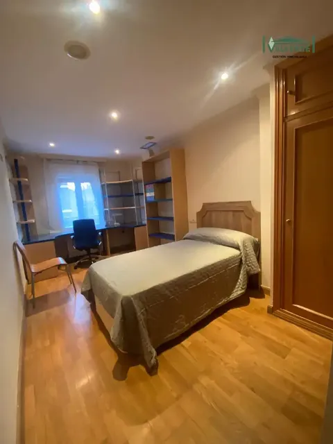 Pis de 100 m² a Granada