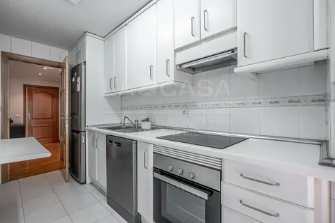 Wohnung 94 m² in Madrid