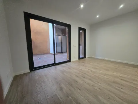 Квартира 90 м² у Badalona