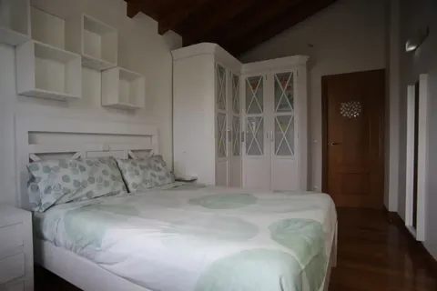 Casa de 216 m² a Udías