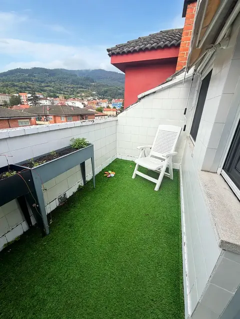 Pis de 95 m² a Salas