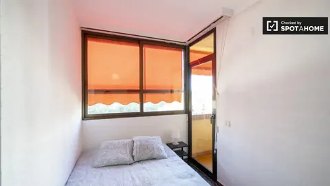 Chambre à louer, Valence