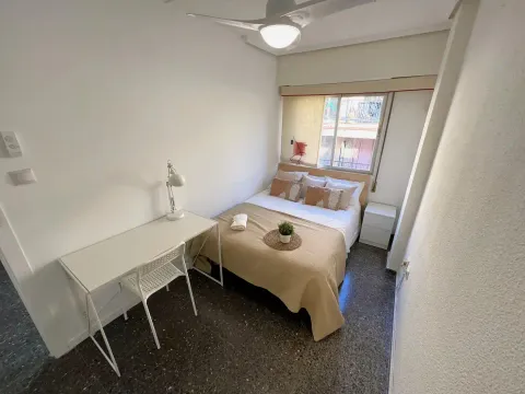 Habitació de lloguer, València (2/10)