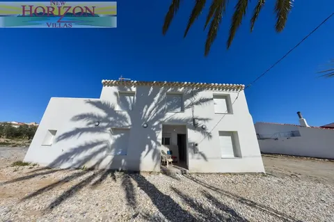 Casa 300 m² a Zurgena