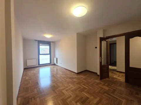 Wohnung 61 m² in Siero (2/16)