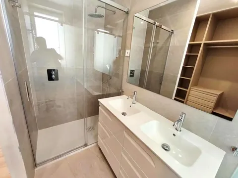 Wohnung 156 m² in Madrid