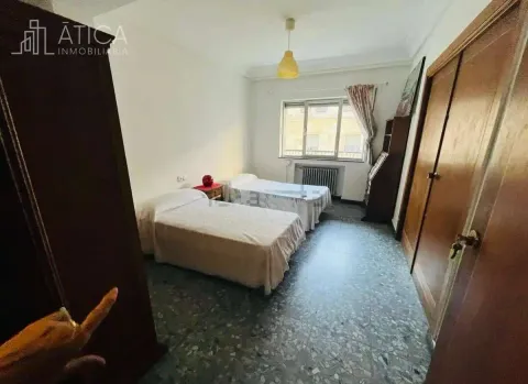 Quarto para alugar, Salamanca (4/11)