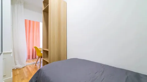 Habitación en alquiler, Madrid (2/10)